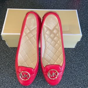 Michael Kors flats
